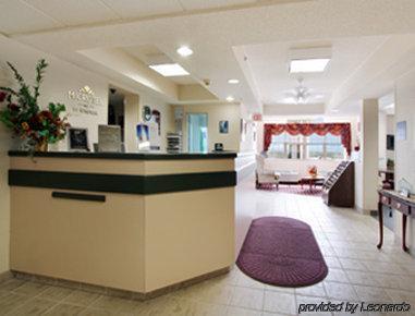 Hotel Clarion Pointe East