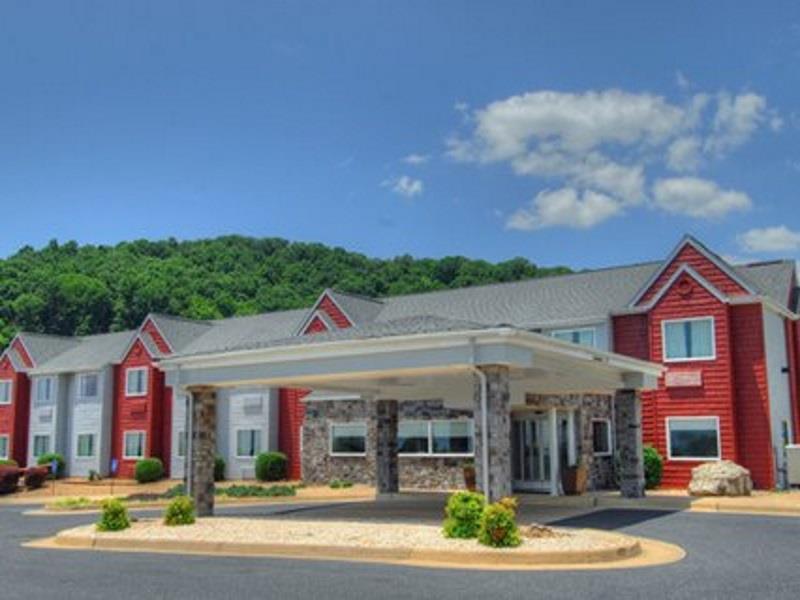 Hotel Clarion Pointe East